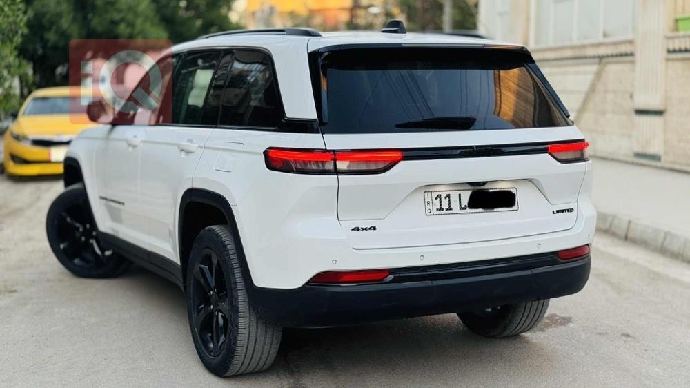 جيب جراند شيروكي